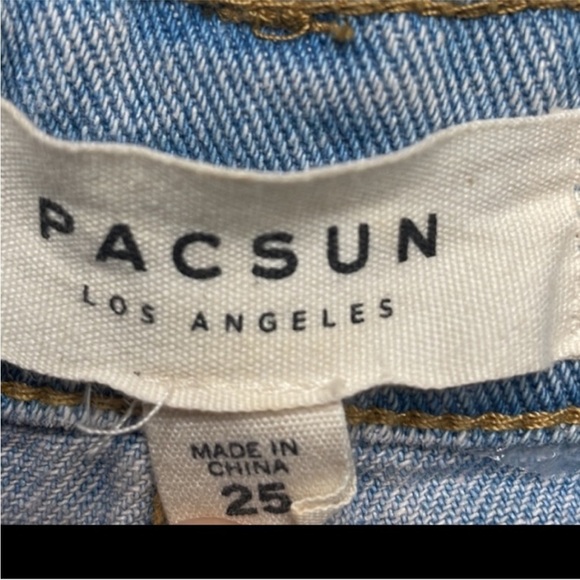 Pacsun Button Down Pocket Denim Skirt
Size 25 - Picture 5 of 7